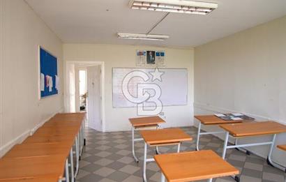 BÜYÜKÇEKMECE DE E-5 CEPHELİ SATILIK KOMPLE BİNA