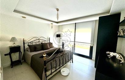 Kavakdere'de Özel Mimari / Geniş Bahçeli 4+1 Müstakil Villa