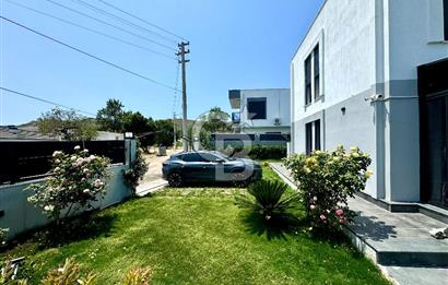 Kavakdere'de Özel Mimari / Geniş Bahçeli 4+1 Müstakil Villa