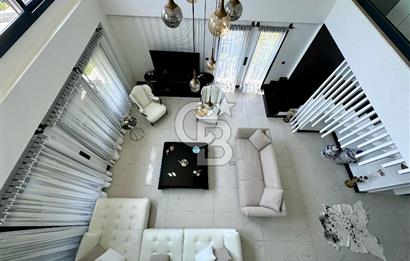 Kavakdere'de Özel Mimari / Geniş Bahçeli 4+1 Müstakil Villa