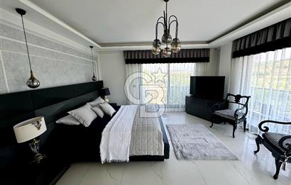 Kavakdere'de Özel Mimari / Geniş Bahçeli 4+1 Müstakil Villa