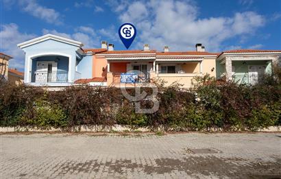 Foça Hacıveli Mah. Mia Focha Sitesinde Satılık 3+1 Villa