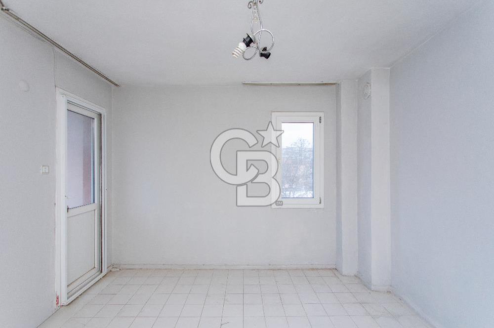 Foça Fevzipaşa Mah. Merkezi Konumda Satılık 3+1 Daire