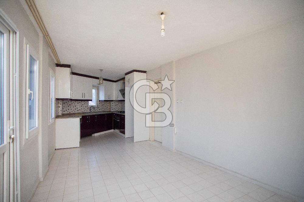 Foça Fevzipaşa Mah. Merkezi Konumda Satılık 3+1 Daire