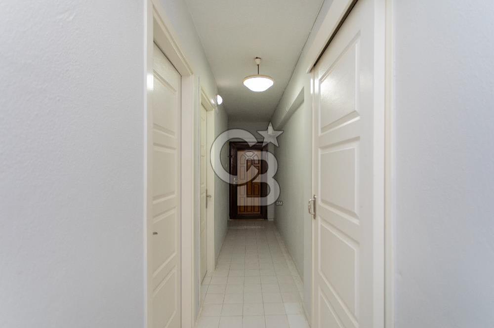 Foça Fevzipaşa Mah. Merkezi Konumda Satılık 3+1 Daire