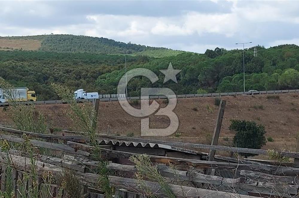 Pendik Emirli'de Kurtköy Otobanına 180 metre Mesafede Kiralık