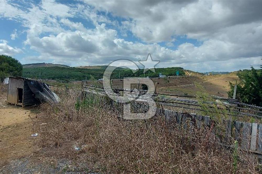 Pendik Emirli'de Kurtköy Otobanına 180 metre Mesafede Kiralık