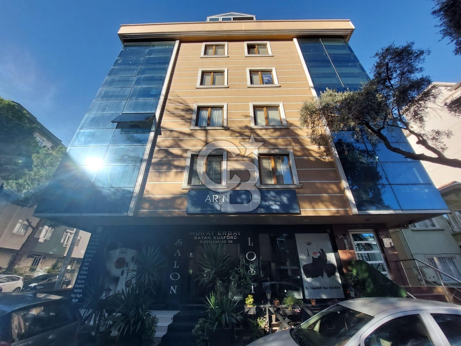 Pendik Batı mah kiralık 3 katlı işyeri ofis katları 220 m2 net