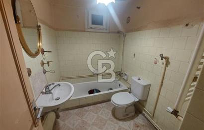 Pendik Batı çarşı kentsel gidecek binada kiralık 3+1 daire 90 m2