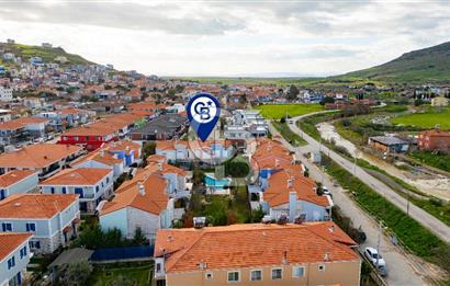 Foça Hacıveli Mah. Mia Focha Sitesinde Satılık 3+1 Villa