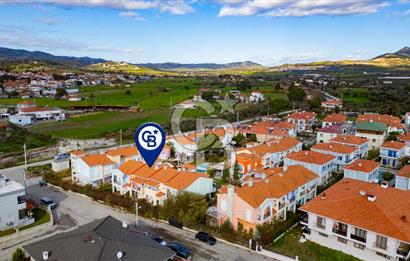 Foça Hacıveli Mah. Mia Focha Sitesinde Satılık 3+1 Villa