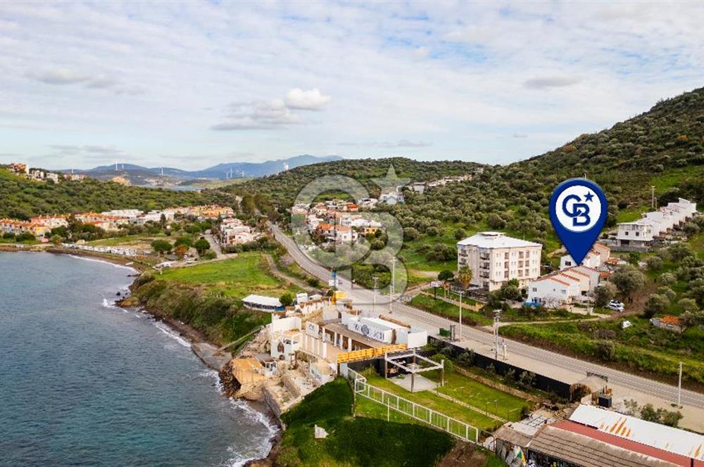 Yenifoça'da Full Deniz Manzaralı Satılık 3+1 Villa