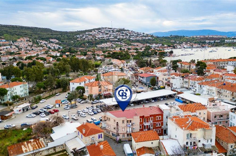 Foça Fevzipaşa Mah. Merkezi Konumda Satılık 3+1 Daire