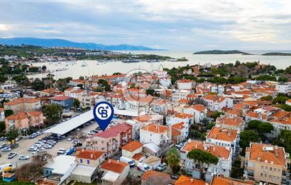 Foça Fevzipaşa Mah. Merkezi Konumda Satılık 3+1 Daire