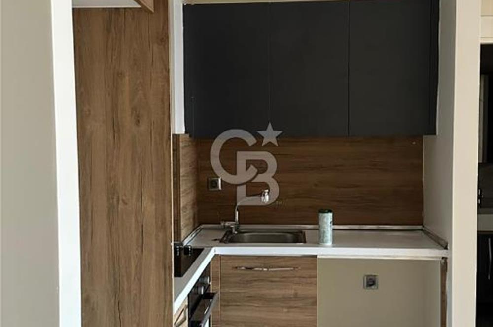  Özyurtlar N Logo Sitesi’nde Havuz Manzaralı, Sosyal Olanaklı 1+1 Kiralık Daire