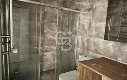  Özyurtlar N Logo Sitesi’nde Havuz Manzaralı, Sosyal Olanaklı 1+1 Kiralık Daire