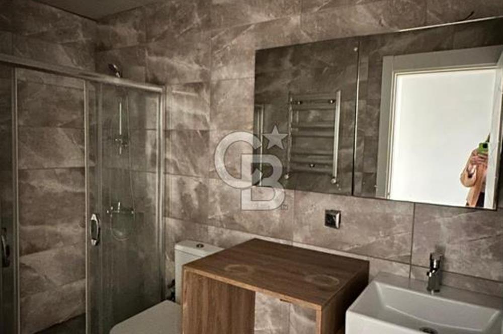  Özyurtlar N Logo Sitesi’nde Havuz Manzaralı, Sosyal Olanaklı 1+1 Kiralık Daire