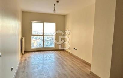  Özyurtlar N Logo Sitesi’nde Havuz Manzaralı, Sosyal Olanaklı 1+1 Kiralık Daire