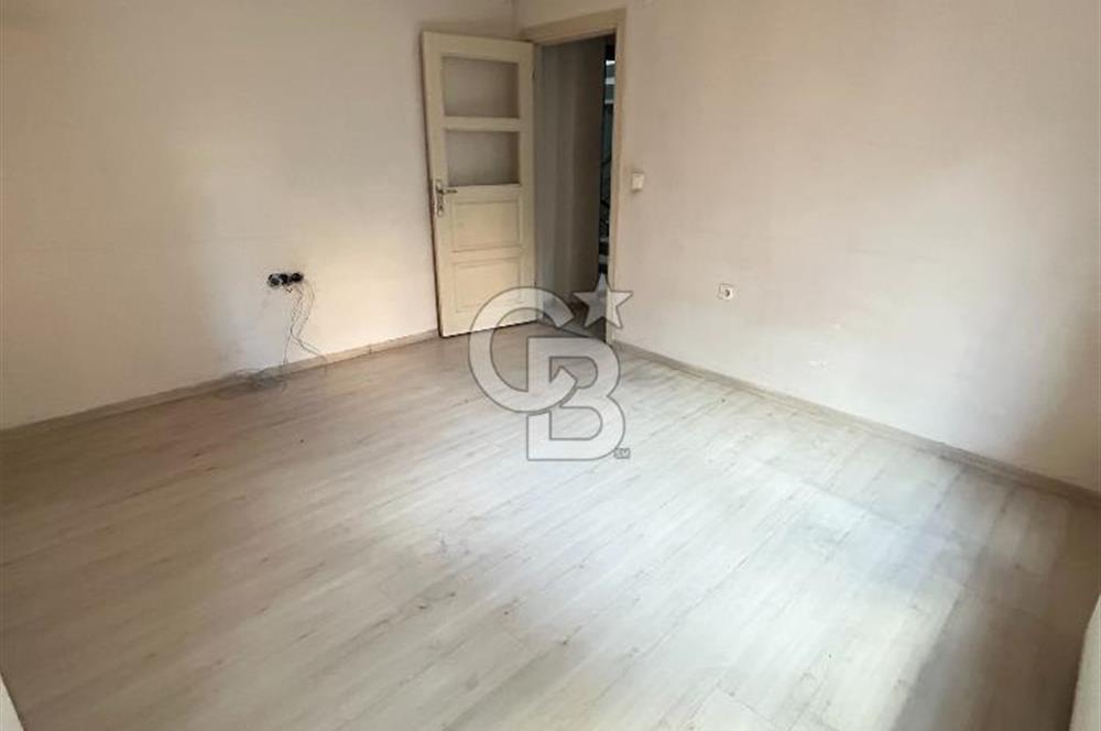 Sancaktepe yenidoğan da oturuma hazır iskanlı satılık 1+1 daire