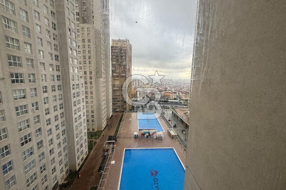 Özyurtlar N Logo Sitesi’nde Havuz Manzaralı, Sosyal Olanaklı 1+1 Kiralık Daire