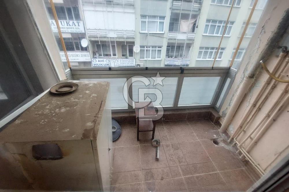 Pendik Batı çarşı kentsel gidecek binada kiralık 3+1 daire 90 m2