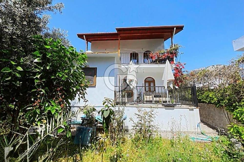 MARMARİS TURUNÇ'TA MERKEZİ KONUMDA SATILIK MÜSTAKİL TRİPLEKS EV