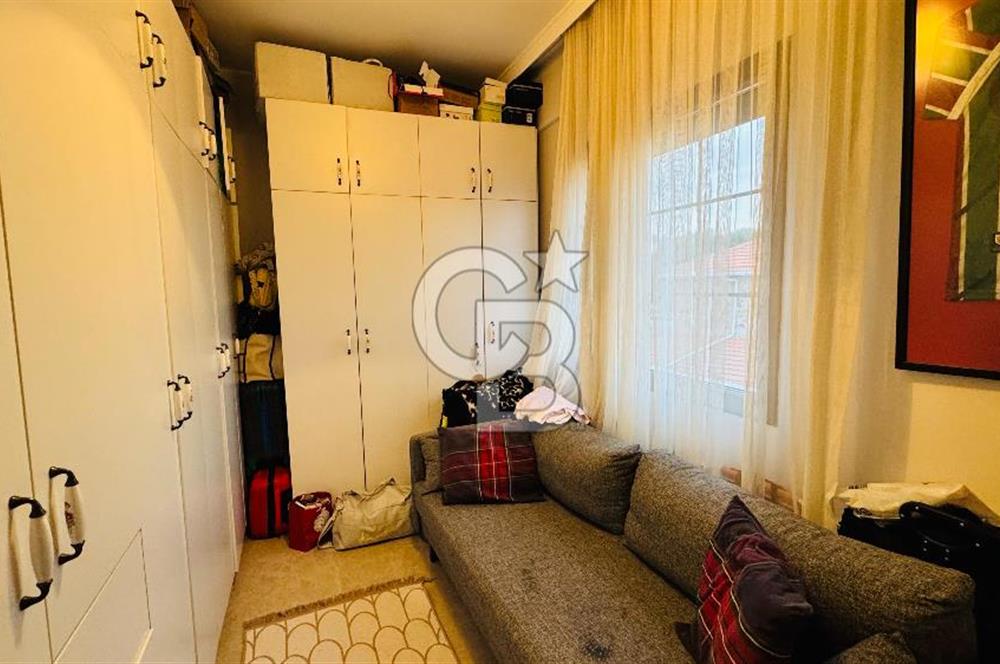 Foça Kazım Dirik Mah. Kiralık 3+1 Müstakil Villa