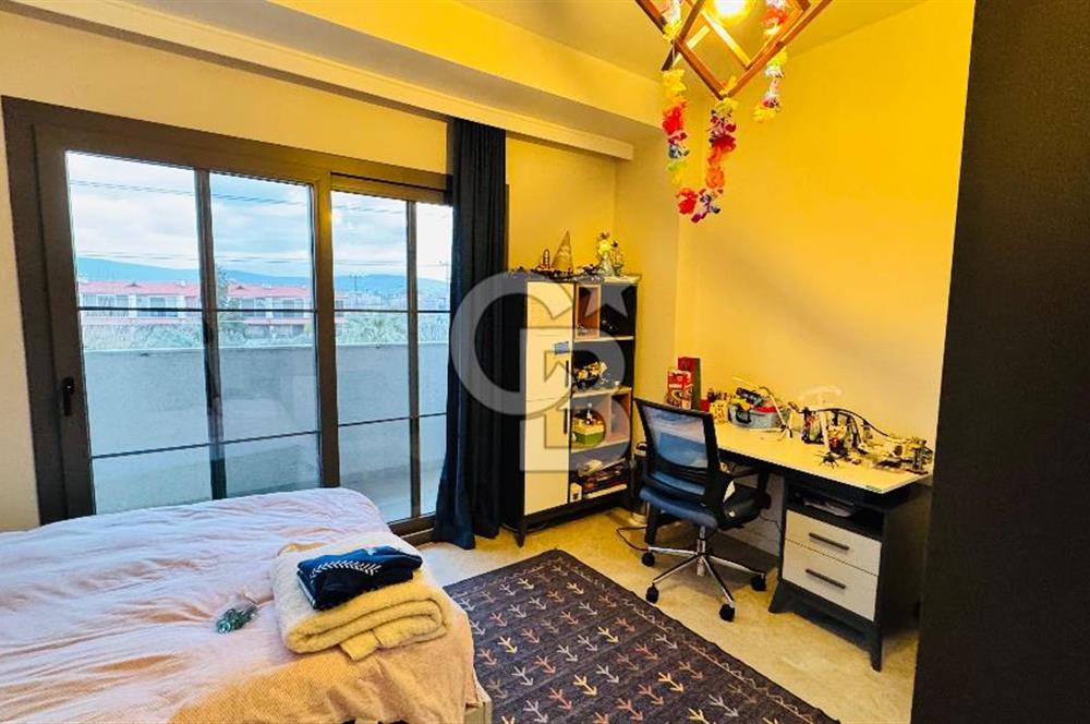 Foça Kazım Dirik Mah. Kiralık 3+1 Müstakil Villa