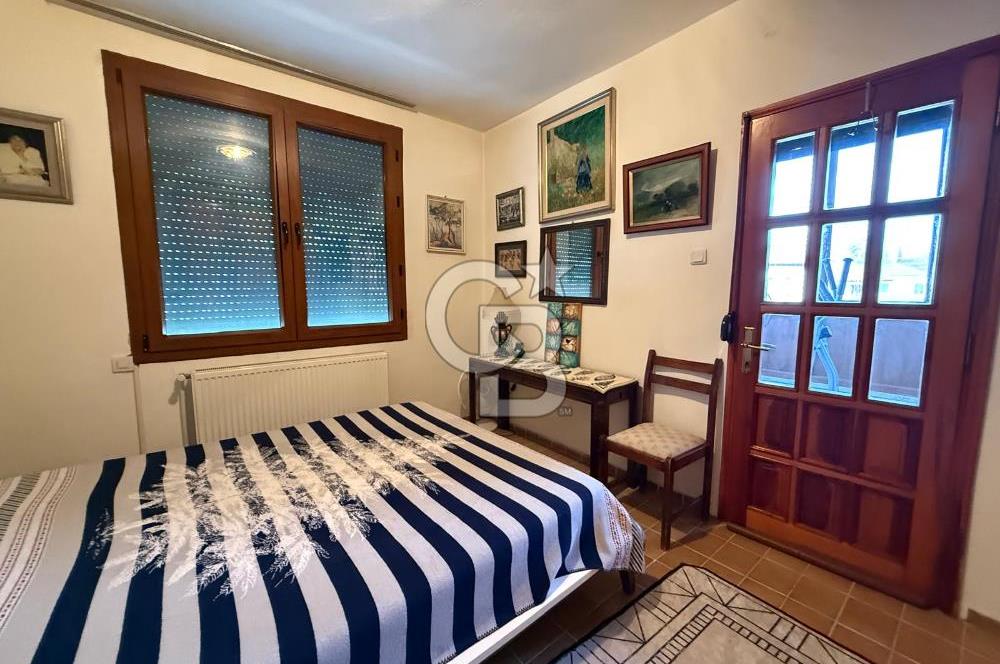 BURHANİYE ÖREN DENİZE 50M MÜSTAKİL VİLLA