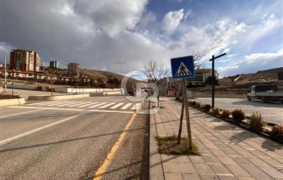 TÜRK KONUT BULV. YÜK. TABELA DEĞERİ 350 M2 KİRALIK DEPOLU DÜKKAN