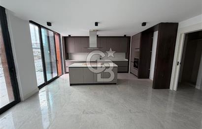 ÇANKAYA BEYTEPE MAH. SİTE İÇİNDE TRİPLEKS 329M² 5,5+1 LÜKS VİLLA