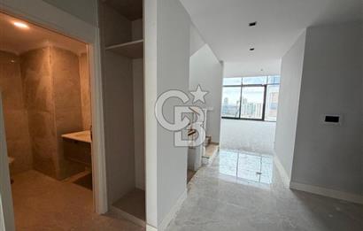 ÇANKAYA BEYTEPE MAH. SİTE İÇİNDE TRİPLEKS 329M² 5,5+1 LÜKS VİLLA