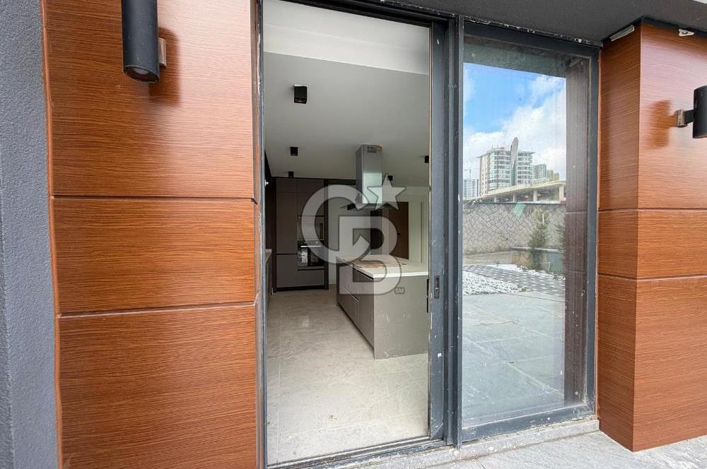 ÇANKAYA BEYTEPE MAH. SİTE İÇİNDE TRİPLEKS 329M² 5,5+1 LÜKS VİLLA