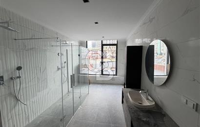 ÇANKAYA BEYTEPE MAH. SİTE İÇİNDE TRİPLEKS 329M² 5,5+1 LÜKS VİLLA