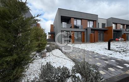 ÇANKAYA BEYTEPE MAH. SİTE İÇİNDE TRİPLEKS 329M² 5,5+1 LÜKS VİLLA