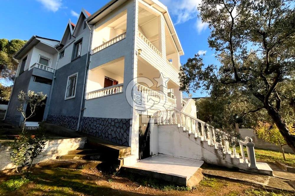 YALOVA FISTIKLI’DA DENİZ MANZARALI BAHÇELI MÜSTAKİL 2 KATLI VİLLA I GENİŞ VE FERAH YAŞAM