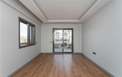 Foça Kazım Dirik Mah. Satılık 2+1 Kapalı Mutfak Bahçeli Dubleks