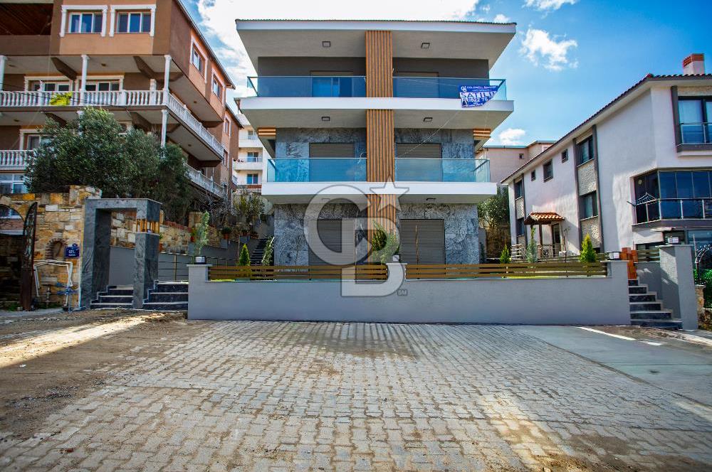 Foça Kazım Dirik Mah. 2+1 Satılık Daire