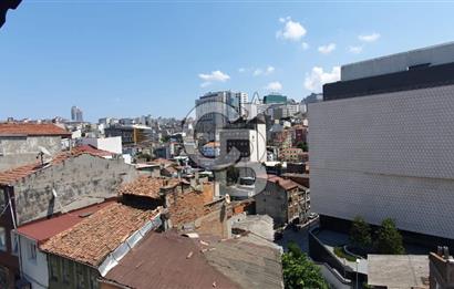 BEYOĞLU YENİŞEHİRDE 2+1 EŞYALI RAHAT DUBLEKS KİRALIK DAİRE