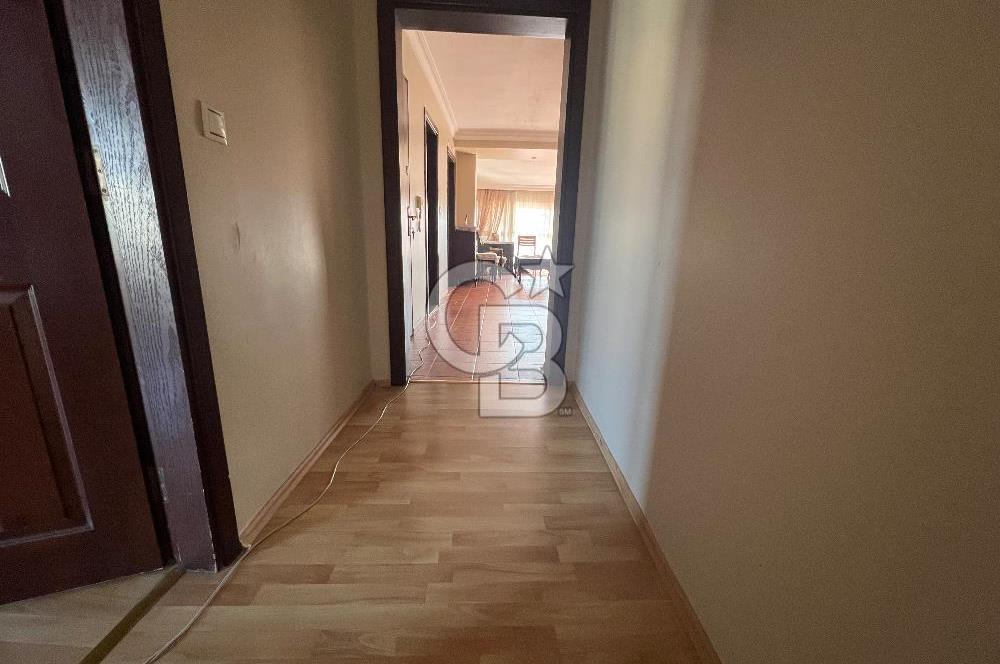 Buca Valirahmibey Mahallesinde 360 m² Teraslı, Jakuzili, Şömineli Dubleks