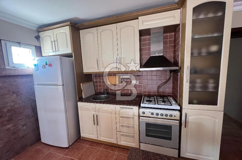 Buca Valirahmibey Mahallesinde 360 m² Teraslı, Jakuzili, Şömineli Dubleks