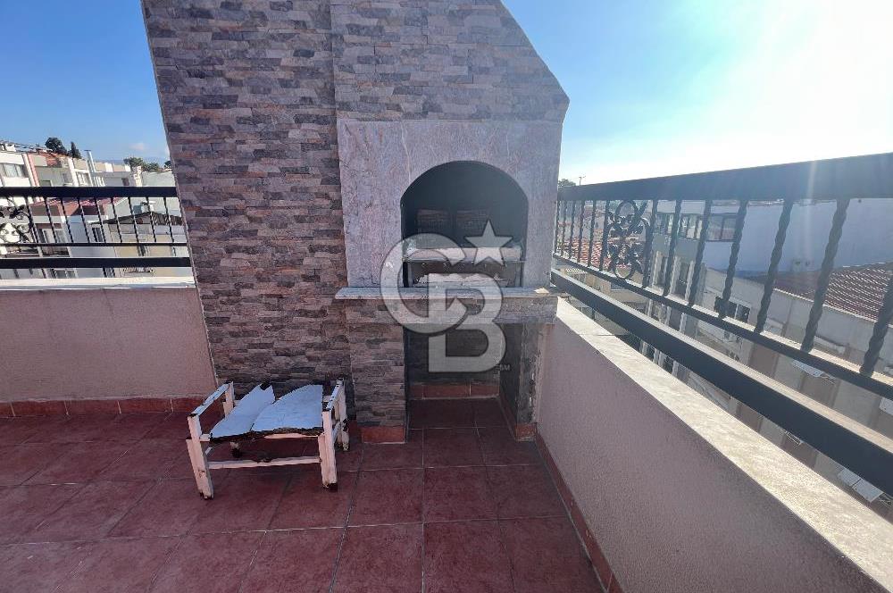 Buca Valirahmibey Mahallesinde 360 m² Teraslı, Jakuzili, Şömineli Dubleks