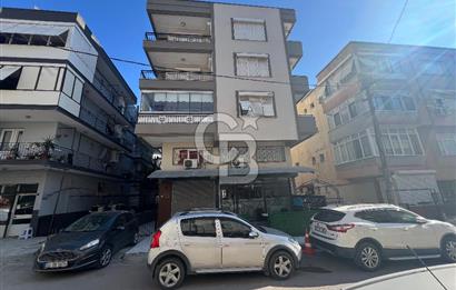 Buca Valirahmibey Mahallesinde 360 m² Teraslı, Jakuzili, Şömineli Dubleks