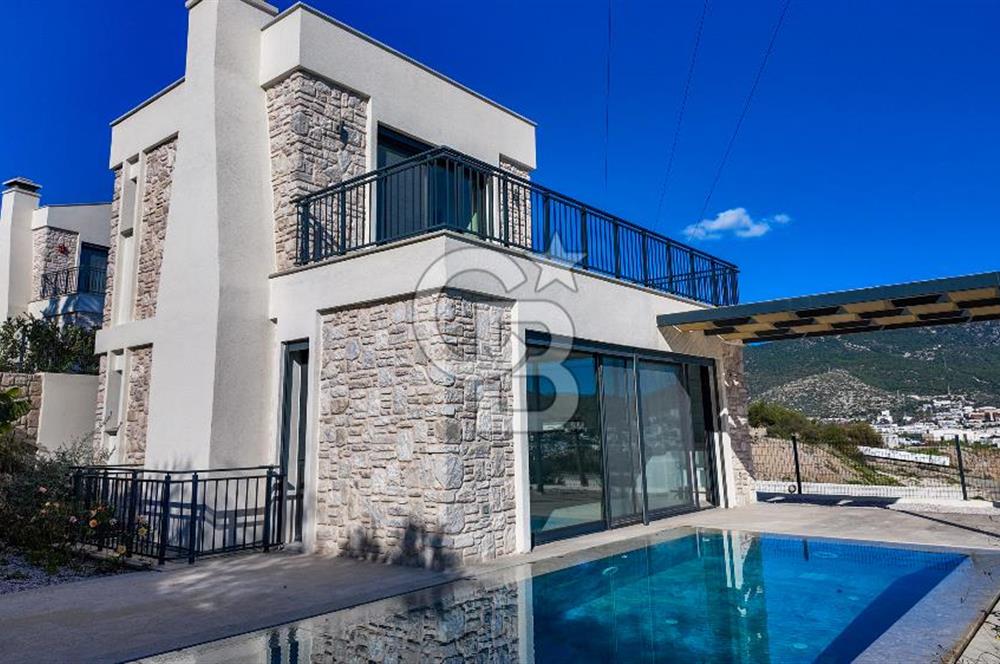 ORTAKENT’TE  SATILIK TAM MÜSTAKİL HAVUZLU VİLLA