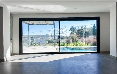 ORTAKENT’TE  SATILIK TAM MÜSTAKİL HAVUZLU VİLLA