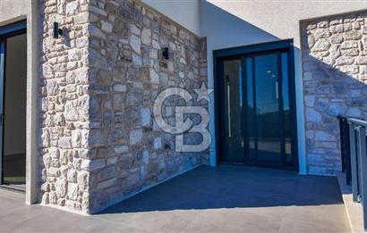 ORTAKENT’TE  SATILIK TAM MÜSTAKİL HAVUZLU VİLLA