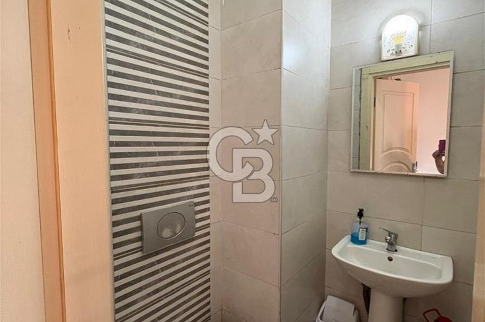 Bodrum Gümbet Cevatşakir Mahallesi Dükkan ve 1+1 Daire