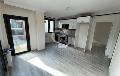 Ataşehir Esatpaşada Ulaşıma Yakın, 2+1 Açık Mutfak Kiralık Daire