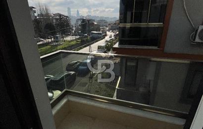 Ataşehir Esatpaşada Ulaşıma Yakın, 2+1 Açık Mutfak Kiralık Daire