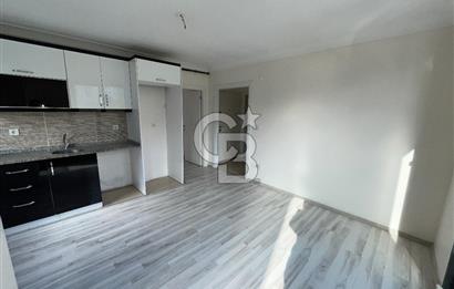 Ataşehir Esatpaşada Ulaşıma Yakın, 2+1 Açık Mutfak Kiralık Daire